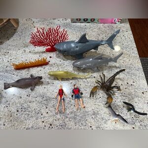 Marine Toy Set